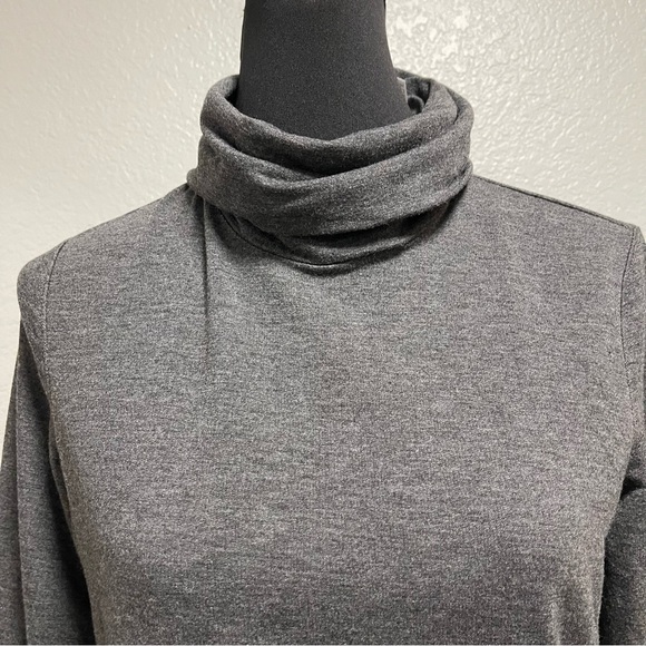 Activ8 Women’s Charcoal Grey Running Turtle Neck Sweater SMALL - Picture 2 of 8
